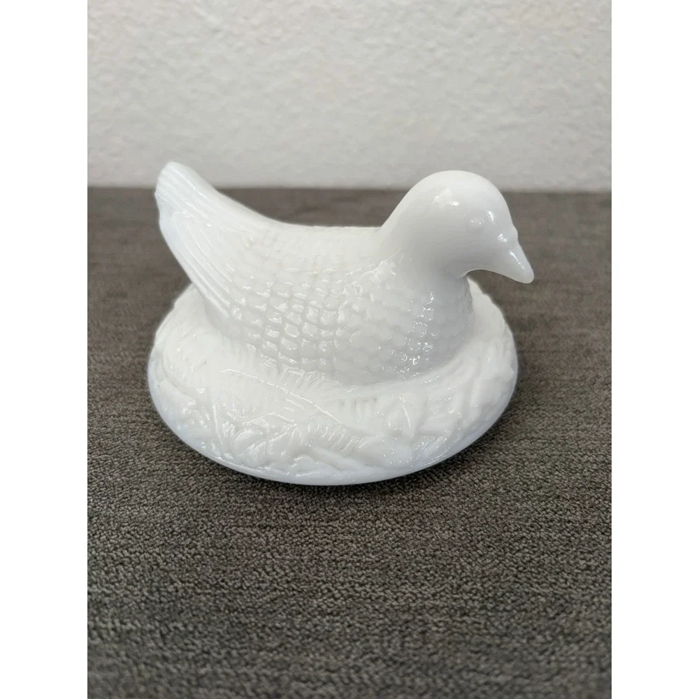 Vintage AVON Dove Nesting White Milk Glass Hen Trinket Candy Dish Lid - LID ONLY